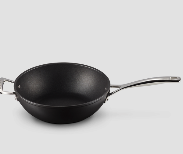 Le Creuset - Anti-aanbak wokpan + handvat in Zwart 26cm 3,4l