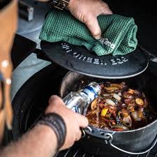 BIG GREEN EGG - Kookpot cast iron Dutch oven